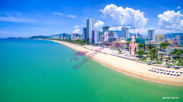 lô đất Cần bán căn nhà mặt tiền đường Vũ Lăng (A3 VCN Phước Hải) – Gần