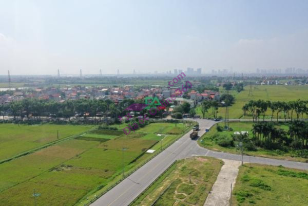 Bán 40m đất thị trấn giá hơn tỷ, hai mặt tiện đối diện chợ