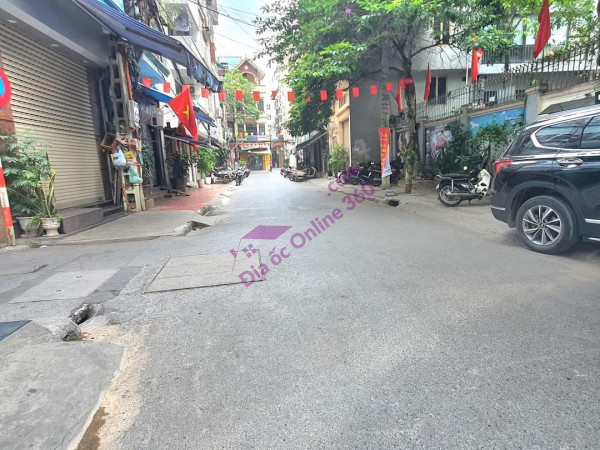 Bán Gấp Tòa Nhà Văn Phòng VIP 8 Tầng Mặt Phố Dịch Vọng Hậu.Vị