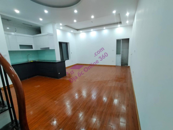 BÁN NHÀ RIÊNG , 33M2 - 5 TẦNG , GIÁ 2,95 TỶ . HOÀNG MAI, HÀ NỘI , NGÕ 64