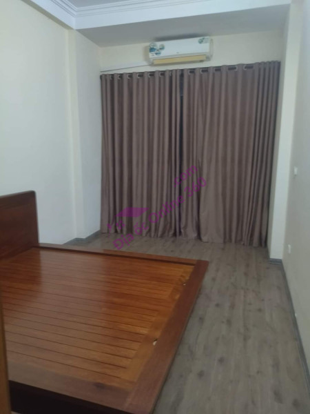 Bán nhà Đội Cấn MẶT NGÕ KINH DOANH - NHÀ ĐẸP - TẶNG FULL NỘI THẤT. 45m, 5