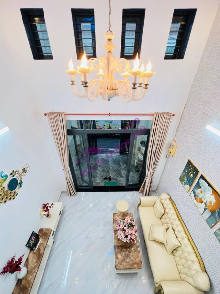 Giảm 800 triệu, bán gấp nhà Chu Văn An, Bình Thạnh, 90m2, 2 tầng, kinh