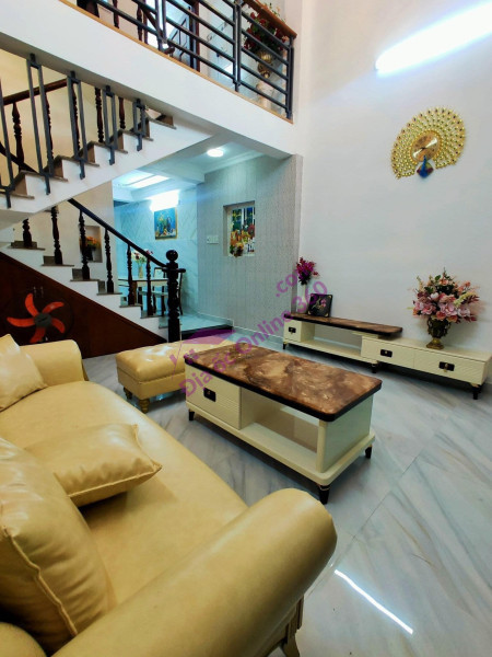Giảm 800 triệu, bán gấp nhà Chu Văn An, Bình Thạnh, 90m2, 2 tầng, kinh