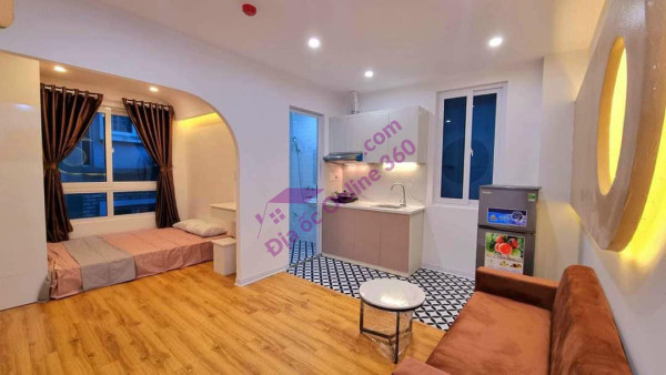 CHÍNH CHỦ BÁN GẤP NHÀ PHẠM VĂN ĐỒNG, GẦN PHỐ, ngay ÔTÔ, 3 bên THOÁNG, 52M,