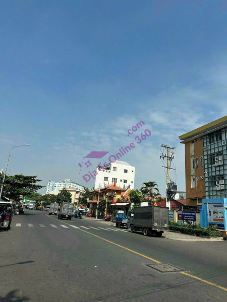CHO THUÊ MT SO 7 TEN LUA BINH TAN 200M THICH HOP CF NHA HANG GIA CHI 40 TR