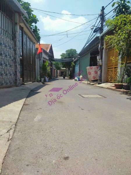 Cho thuê nhà Mặt Tiền Nguyễn Khuyến, 5x40 gần chợ Phú Thọ chỉ 8tr