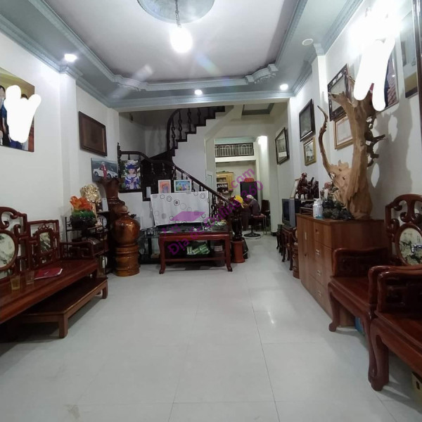 Phòng cho thuê Tân Bình 6 triệu CMT8 gần Bảy Hiền, ban công