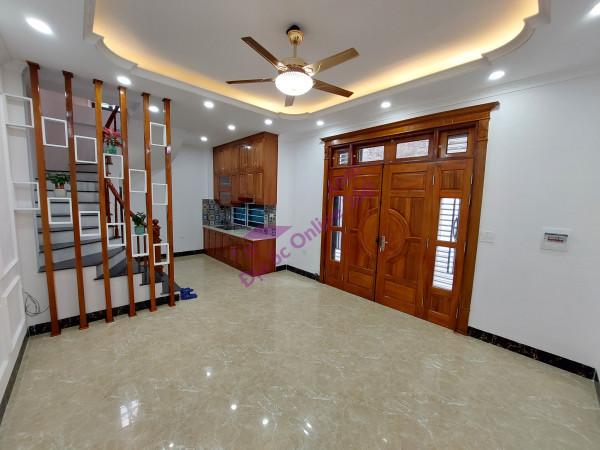 Bán gấp đất đẹp Trôi, 35m, lô góc ô tô, giá 1.89 tỷ