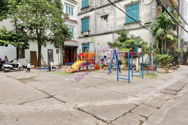 Bán nhà đẹp 30/35m2 4tầng mặt tiền 4.5m 4.1tỷ Cầu Giấy -0337628046