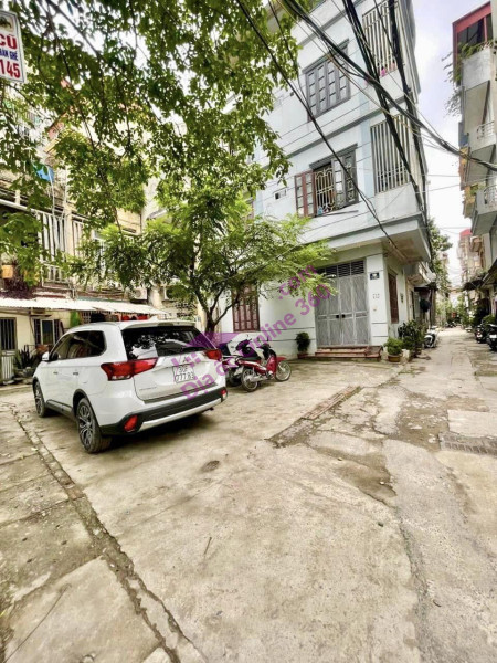 Bán nhà đẹp 30/35m2 4tầng mặt tiền 4.5m 4.1tỷ Cầu Giấy -0337628046