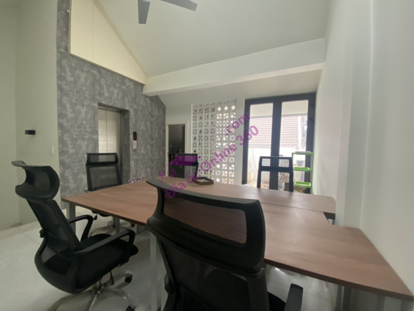 Nhà phố chính chủ riêng hẻm xe hơi 68 m2 chỉ hơn 6 tỷ gần đường Hiệp Bình