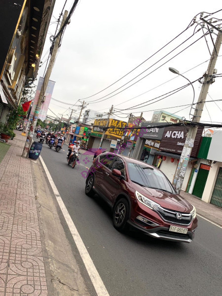 Cần sang gấp quán ốc sang xịn mịn vào làm liền không cần phải chỉnh sửa