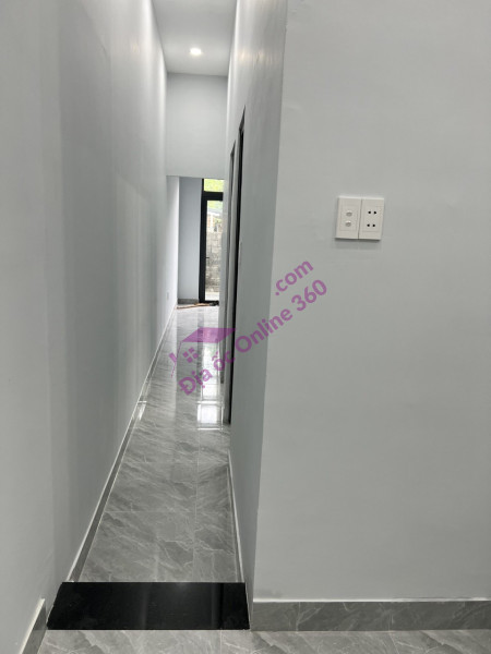 Bán Nhà Phường Linh Xuân - Nhỉnh 5 tỷ nhà 1 trệt 2 lầu có sân