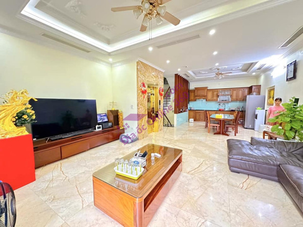 327M2 MẶT TIỀN VIP- NGANG HƠN 7- DÒNG TIỀN 600tr/Năm HOÀN CÔNG ĐỦ