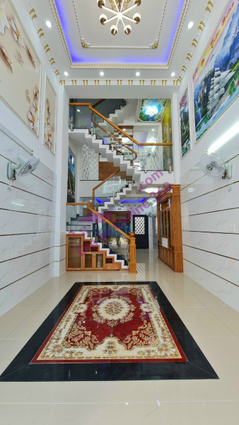 Bán Nhà đẹp Hẻm chợ Sơn Kỳ Kinh doanh Sầm Uất