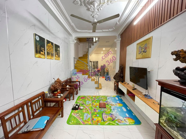 HIẾM BẠCH MAI, HAI BÀ TRƯNG, Ô TÔ, KINH DOANH, 40m, NHỈNH 4 TỶ 0901753139.