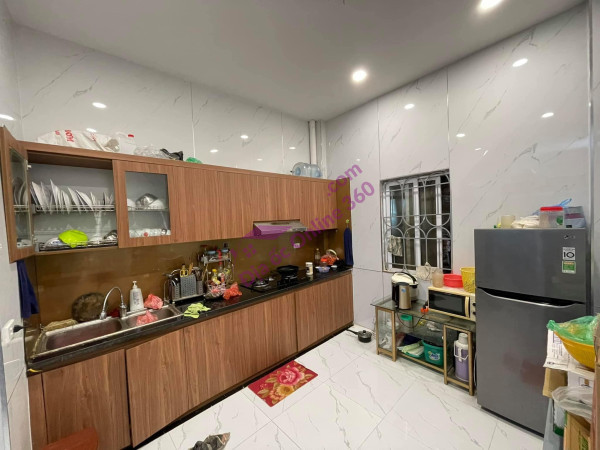 HIẾM BẠCH MAI, HAI BÀ TRƯNG, Ô TÔ, KINH DOANH, 40m, NHỈNH 4 TỶ 0901753139.