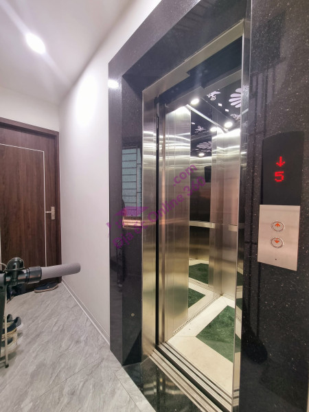 30m ra mặt phố Trần Khát Chân tự xây, ở ngay, sổ đỏ nét 43m, 5 tầng thật
