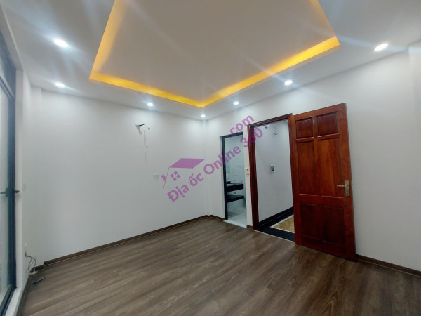 HẠ CHÀO 1 TỶ! NHỈNH 9 TỶ CÓ NGAY NHÀ 73M2 MẶT PHỐ NGUYỄN KHUYẾN, VỈA HÈ, Ô