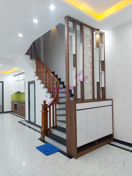 HẠ CHÀO 1 TỶ! NHỈNH 9 TỶ CÓ NGAY NHÀ 73M2 MẶT PHỐ NGUYỄN KHUYẾN, VỈA HÈ, Ô