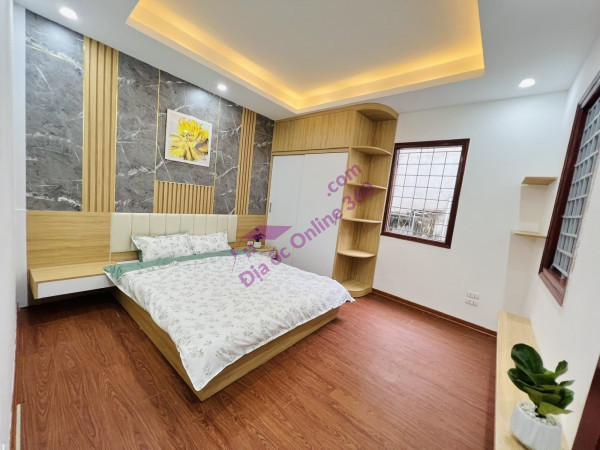 Lê Đưc Thọ Nhà mới ngõ thông Diện tích rộng ở sướng nhiều phòng giá chỉ