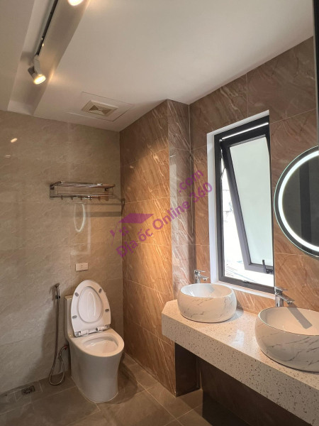 Bán tòa nhà 144m2 phố Nhật Chiêu, Tây Hồ 36 phòng View Hồ Dòng tiền 3