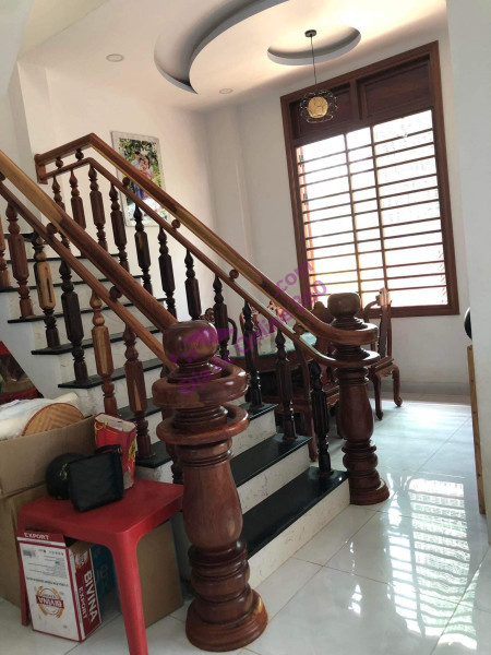 Bán nhà – Thạch Bàn – Long Biên Ô tô DT 60m2 x 6TẦNG 6 tỷ thang máy