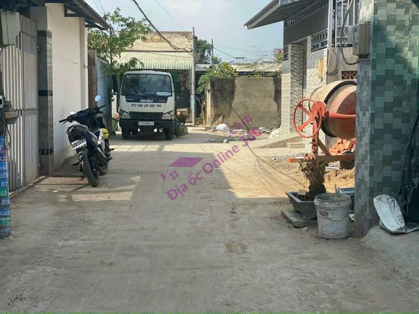 Bán đất Long Phước giá 2 tỷ, 50m,SHR,Long Phước 5 đường 8.LH 0933660119