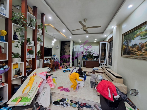 BÁN NHÀ VÕNG THỊ ,LÔ GÓC otô , THANG MÁY, view HỒ TÂY 82 M 6 TẦNG 12.0TỶ