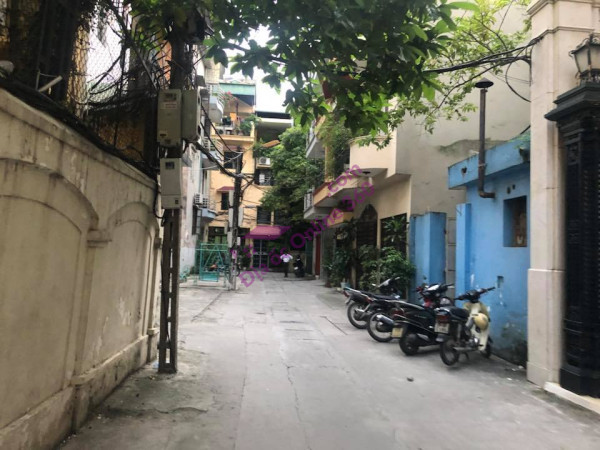 Bán nhà khu phân lô quân đội Tư Đình ô tô vào nhà nhỉnh 4 Tỷ