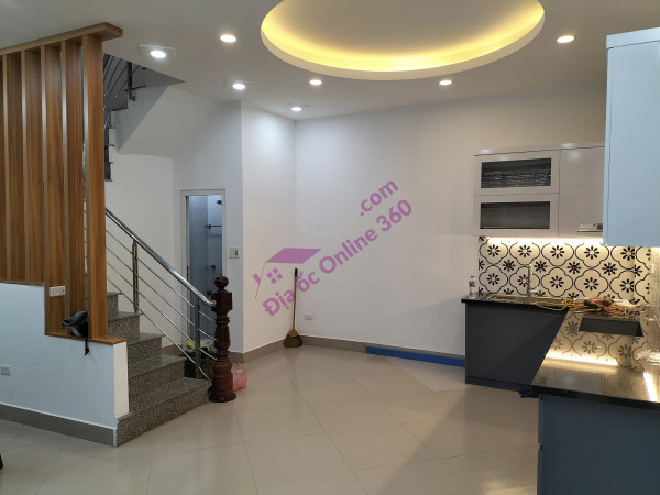 Bán nhà dòng tiền mặt phố Đại La, Diện tích 170 m 2 tầng 16 tỷ.