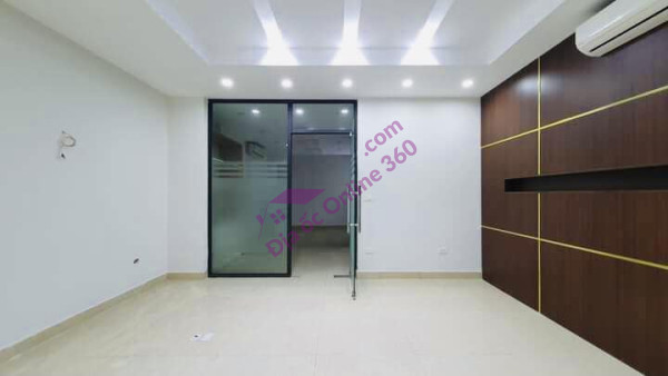 Bán nhà Phố Trần Thái Tông Siêu Đẹp, 36M 5 Tầng SĐCC giá 5,6 tỷ
