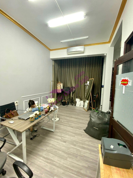 Bán nhà Phố Trần Thái Tông Siêu Đẹp, 36M 5 Tầng SĐCC giá 5,6 tỷ