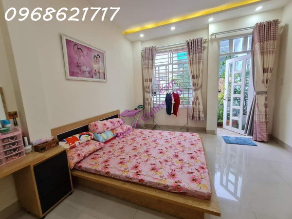 HẺM 5M HUỲNH VĂN BÁNH 5 TẦNG BTCT DIỆN TÍCH 46M2