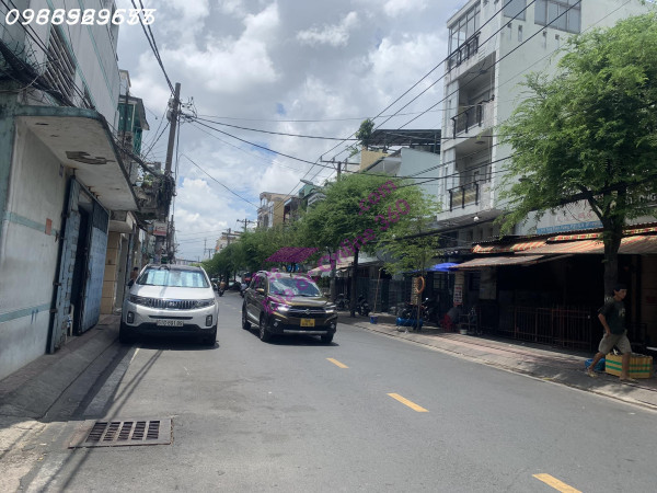 Bán nhà 3 tâng đẹp ,DT 6x10m Dương Bá Trạc ,Q8. Giá chỉ 6 tỷ 5.