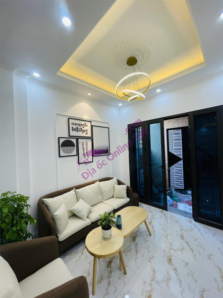 Nóng hổi! Giảm Nhà 35,5m2, MT 3,6m, 4 tầng đã hoàn thiện Tổ 13 Yên Nghĩa