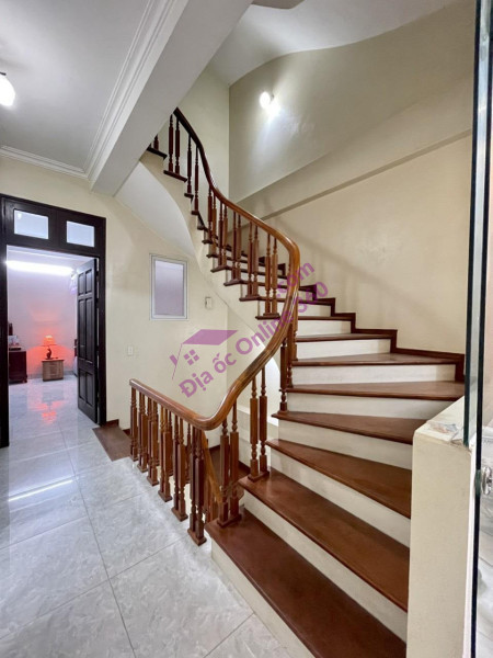 Biệt thự vip- vị trí mặt đường đôi Nguyễn Khuyên, Hà Đông, kinh doanh siêu