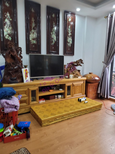 NHÀ PHỐ HỒ TÙNG MẬU - CẠNH ĐH THƯƠNG MẠI - CHO THUÊ CỰC ĐẮT KHÁCH. 60M. MT