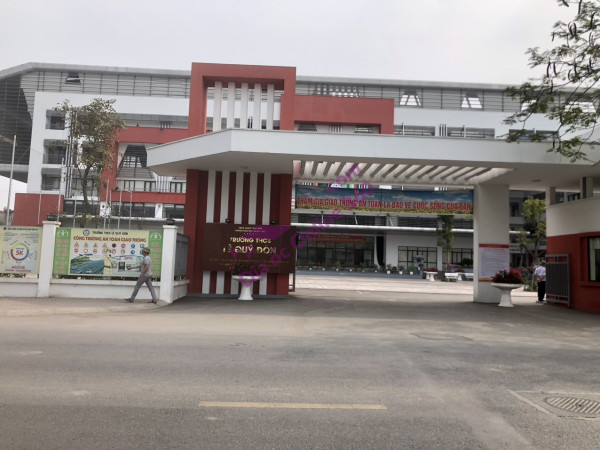 Bán nhà Mặt phố Nguyễn Văn Linh, Vỉa hè, KD, 125m2, chỉ 71 tr/m2.