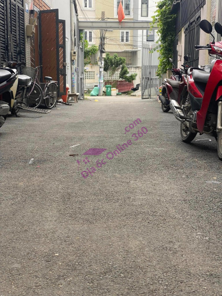 Bán nhà 3 tầng, HXH, Đường 49 Hiệp Bình Chánh, Diện tích 66m2, 4x156m nở