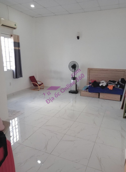 Chốt nhanh nhà rẻ 15.5 x 40m Lương Văn Can Quận 8 TP. Hồ Chí Minh chỉ 23.8