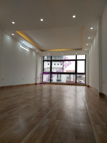 Bán nhà 97m2 phố Hồng Tiến, Long Biên Gara Ô tô 7 chỗ 6 tầng Thang máy