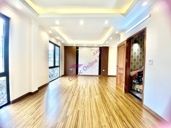 bán nhà nguyễn Khánh Toàn Cầu Giấy 60m 6 tầng mặt tiền 5m giá 36 tỷ thang
