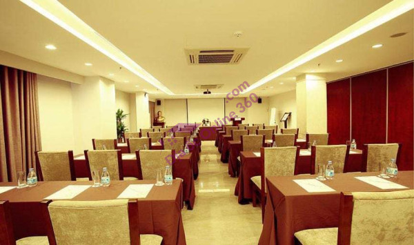 Bán gấp nhà Thuỵ Khuê: 190m2, 3 tầng, mặt tiền khủng, giá chỉ hơn 40 tỷ -