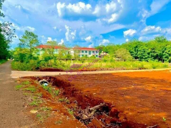 CẦN BÁN GẤP 3 LÔ ĐẤT THỔ CƯ 760M2, ĐỐI DIỆN KCN, SÁT CHỢ. GIÁ 420TR