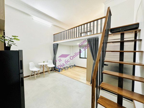 Bán nhà 5 tầng ngõ 4 Đặng Văn Ngữ Ô TÔ, S70 m, mặt tiền 6 m, giá 9,3 tỷ