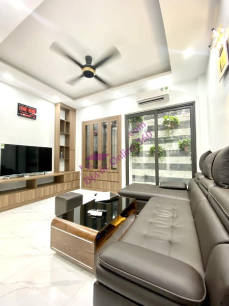 Bán nhà 45m2 phố An Dương, Tây Hồ Gara Ô tô XỊN 6 ngủ Thang máy XỊN 8.3 Tỷ