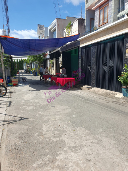 BÁN ĐẤT TẶNG NHÀ - 90M² - NGANG 4.5 X 20m - ĐƯỜNG SỐ 9 LINH XUÂN THỦ ĐỨC -