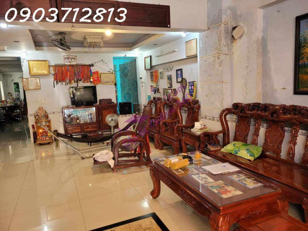 Thoại Ngọc Hầu- Phú Thạnh Tân Phú
73m2 ( 4x 18) HẺM 8M, 5 Tầng khu Vip