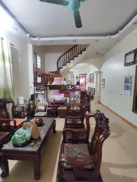 CHÍNH CHỦ BÁN NHÀ 5 TẦNG LẠC LONG QUÂN, CẦU GIẤY DT 91M2